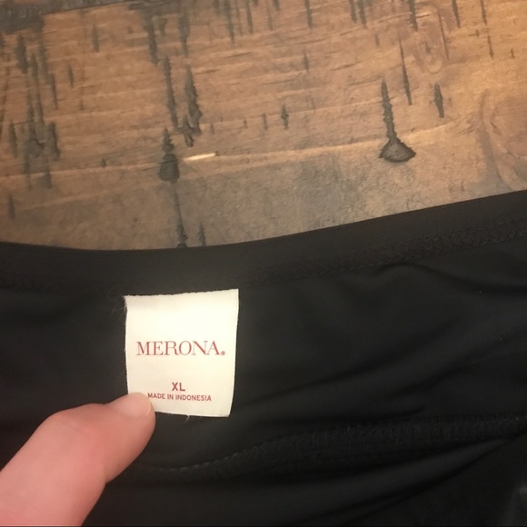 Lands’ End Swimming Suit - Picture 7 of 7